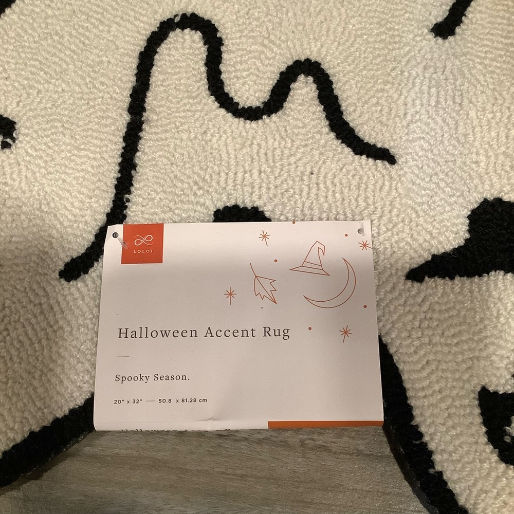 LOLOI Halloween Hand Hooked Ghost Rug - Picture 3 of 3